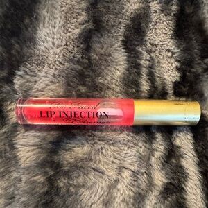 Too Faced Lip Injection Gloss - Vibrant Pink